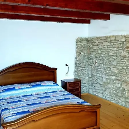 Vila House Ližnjan